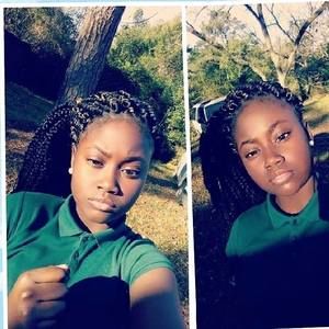 Meet your Posher, Melanie